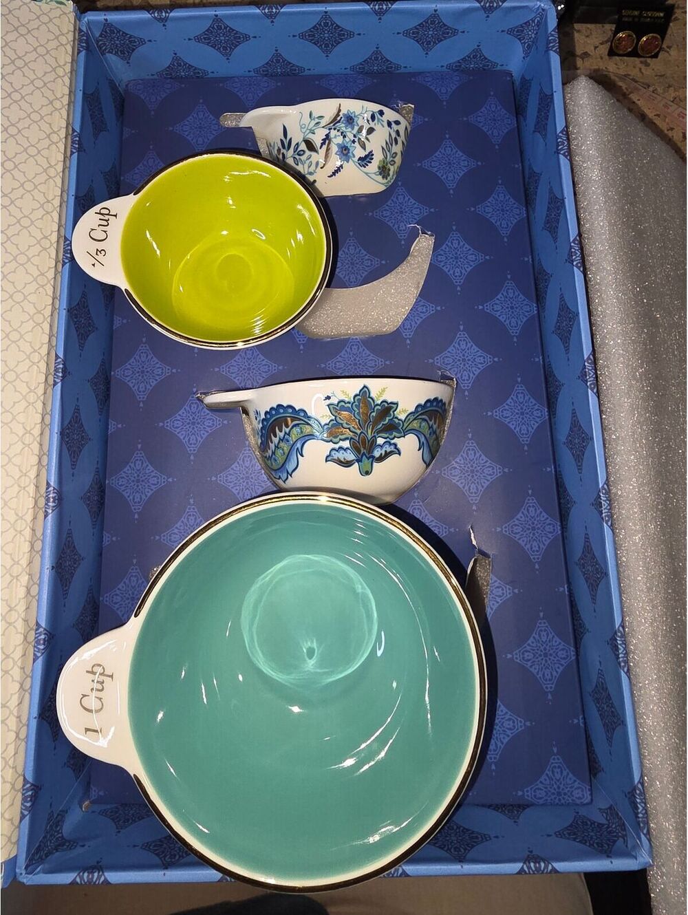 Mary DiSomma ceramic nesting measuring cups